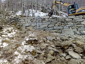 Resturering av mur Vindhella