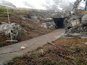 FV 243 Aurland-Lærdal, kunstprosjekt Bjørnehi Vedahaugane