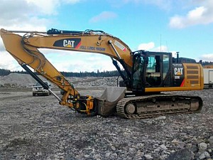 Cat 329DL på Langhus, Ski