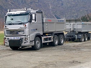 Volvo FH750 med trolift